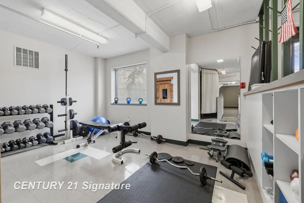 225 Jennison Place Bay City City, MI 48708