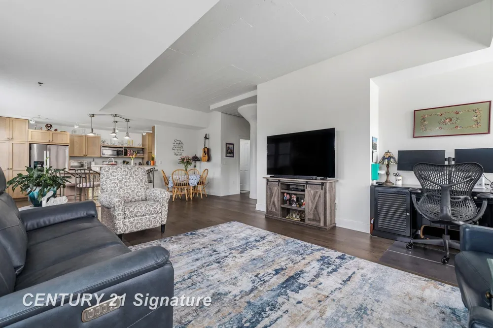 225 Jennison Place Bay City City, MI 48708