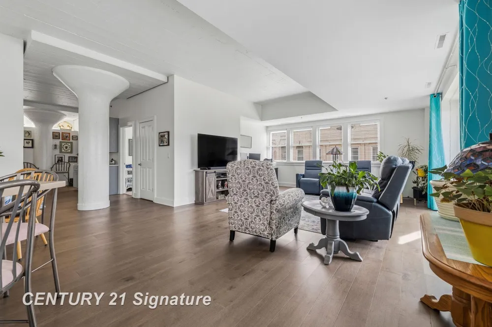 225 Jennison Place Bay City City, MI 48708