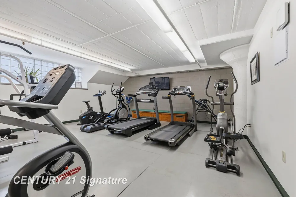 225 Jennison Place Bay City City, MI 48708