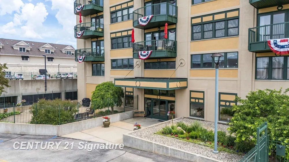 225 Jennison Place Bay City City, MI 48708