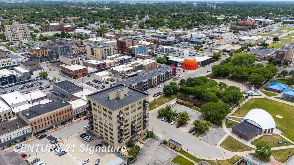 225 Jennison Place Bay City City, MI 48708