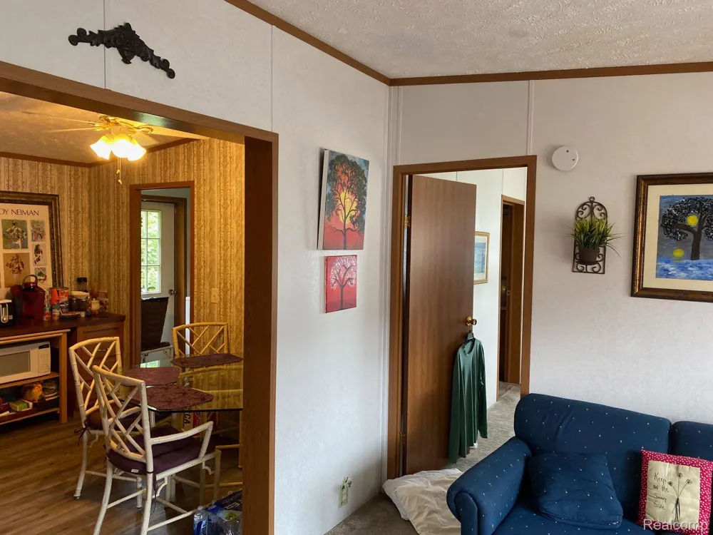 6103 LAKESHORE ROAD #122 Worth Township, MI 48450
