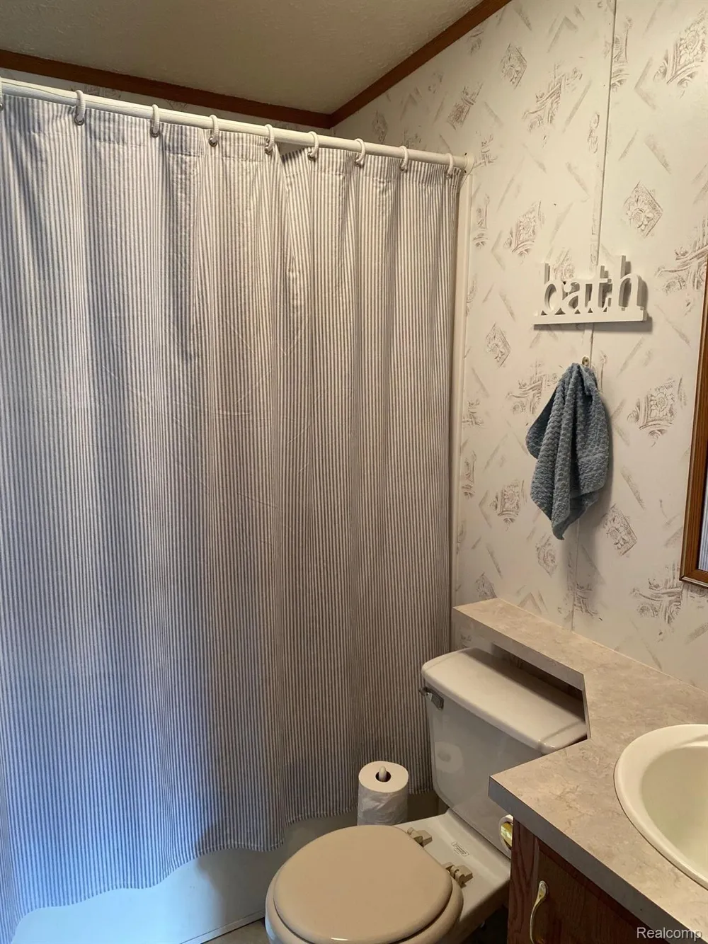 6103 LAKESHORE ROAD #122 Worth Township, MI 48450