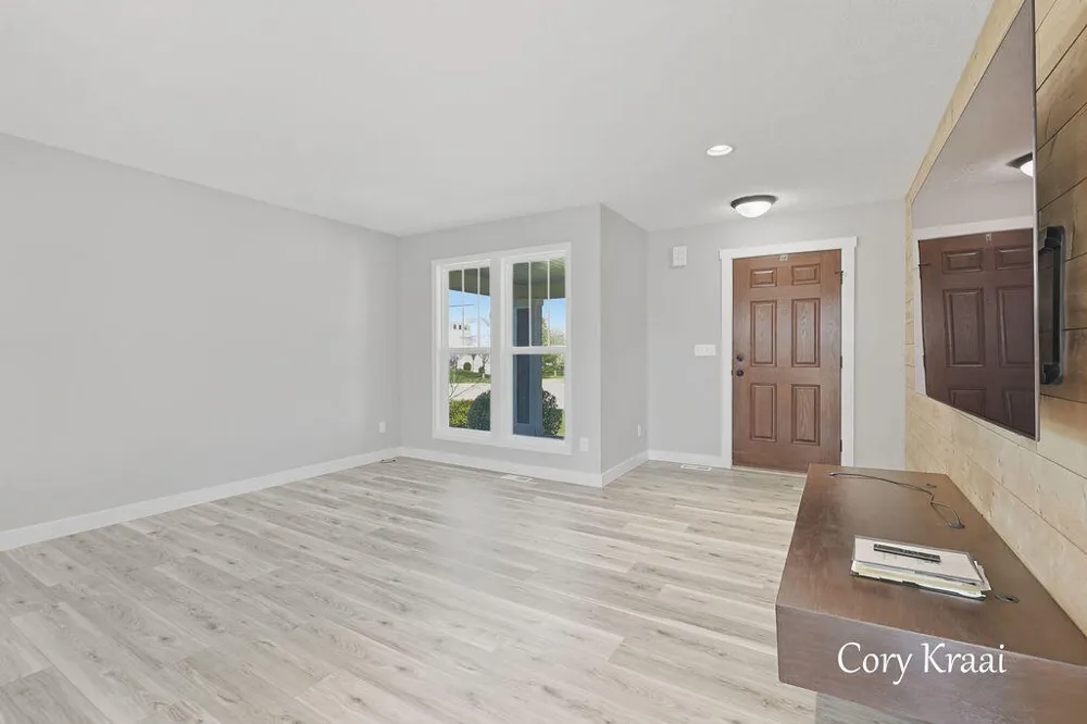 6233 Norfolk Drive Norton Shores City, MI 49444