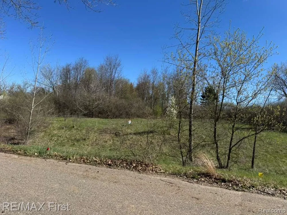 Unit 3 Big Sky Drive Groveland Township, MI 48442