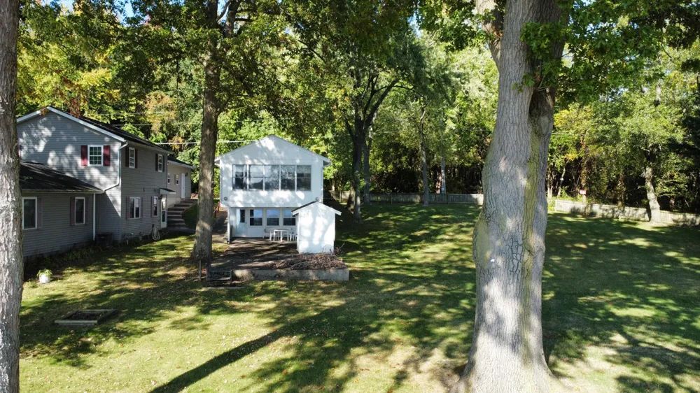 59388 41st Street Paw Paw Township, MI 49079