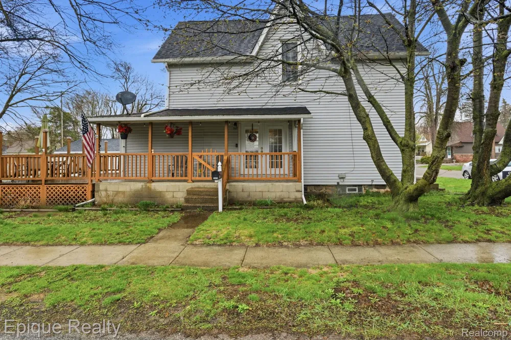 117 Mary Street Yale City, MI 48097