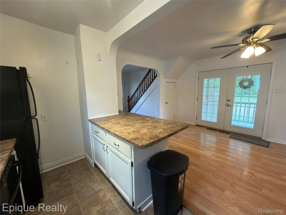 117 Mary Street Yale City, MI 48097