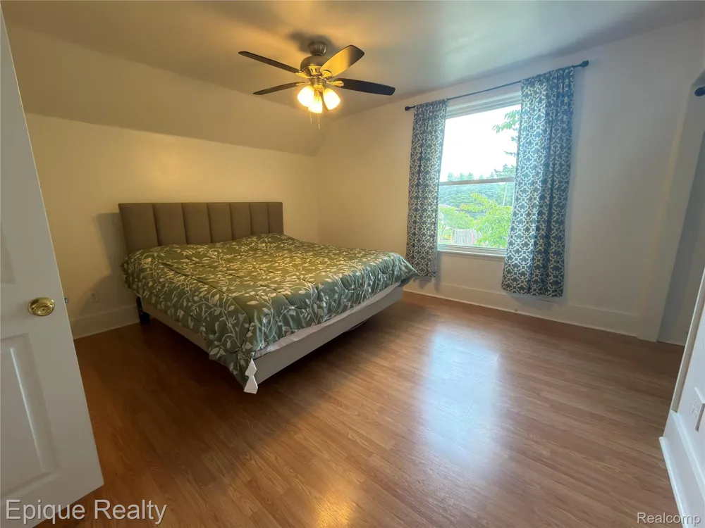 117 Mary Street Yale City, MI 48097