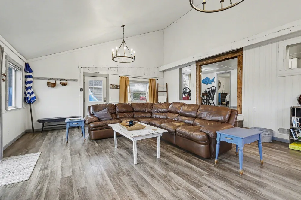416 W Russell Drive Ovid Township, MI 49036