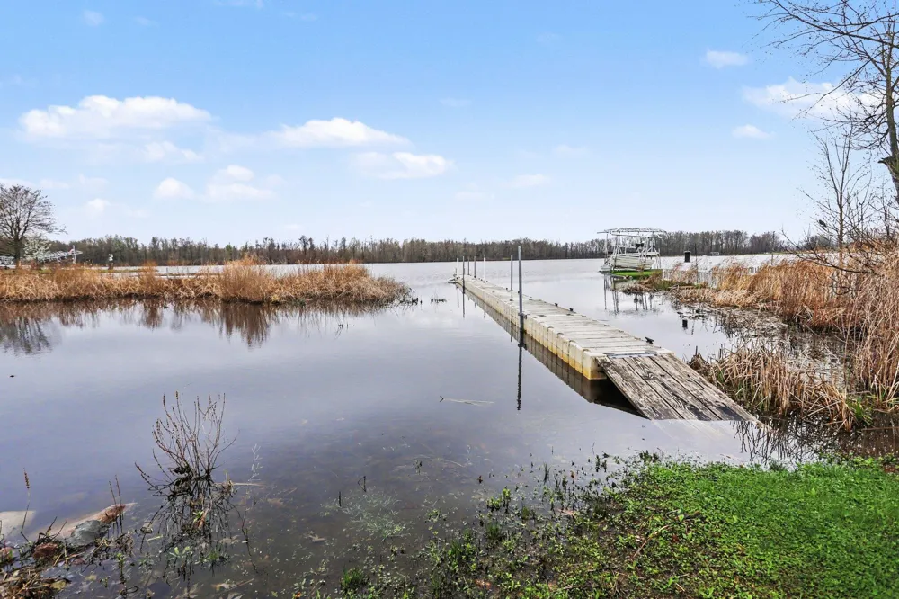 416 W Russell Drive Ovid Township, MI 49036