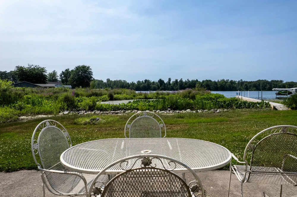 416 W Russell Drive Ovid Township, MI 49036