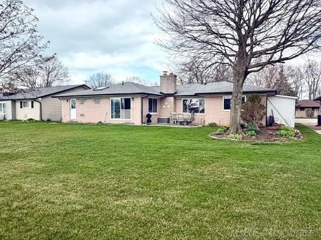 7233 Flamingo Street Clay Township, MI 48001