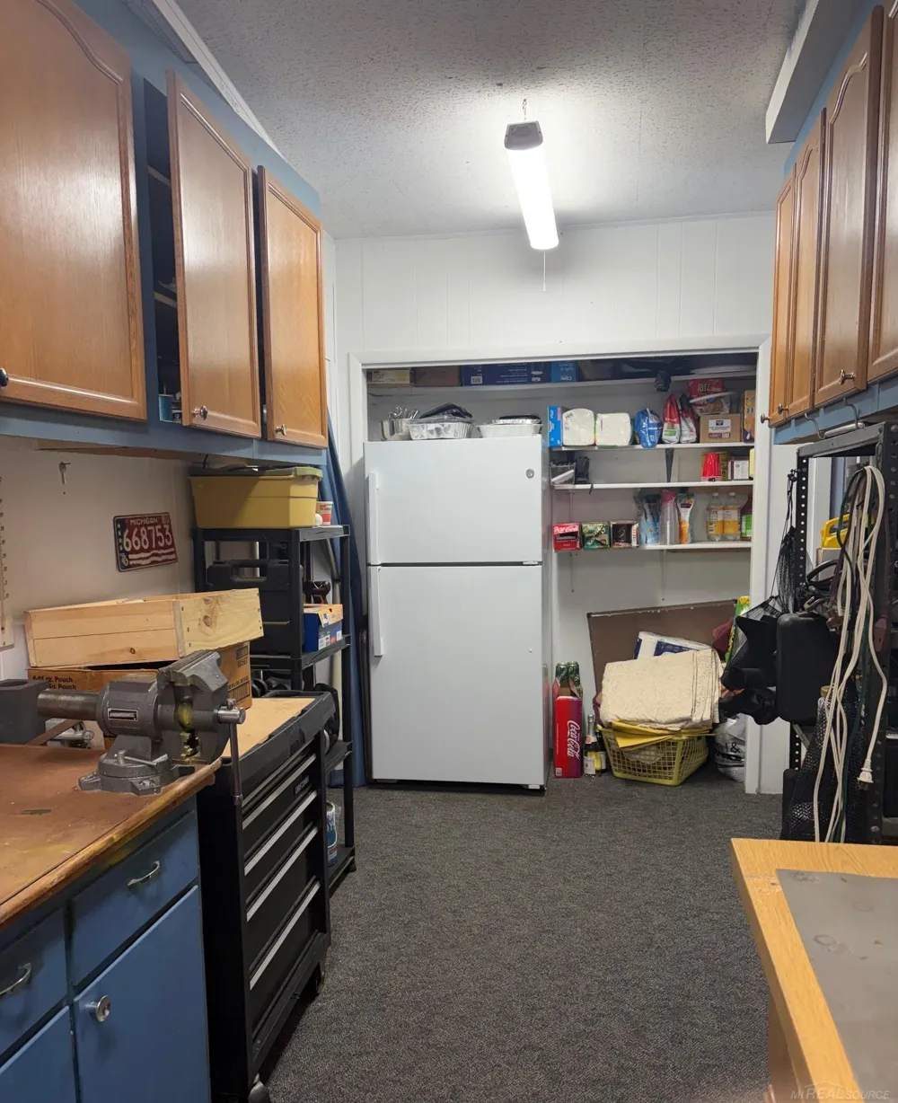 7233 Flamingo Street Clay Township, MI 48001