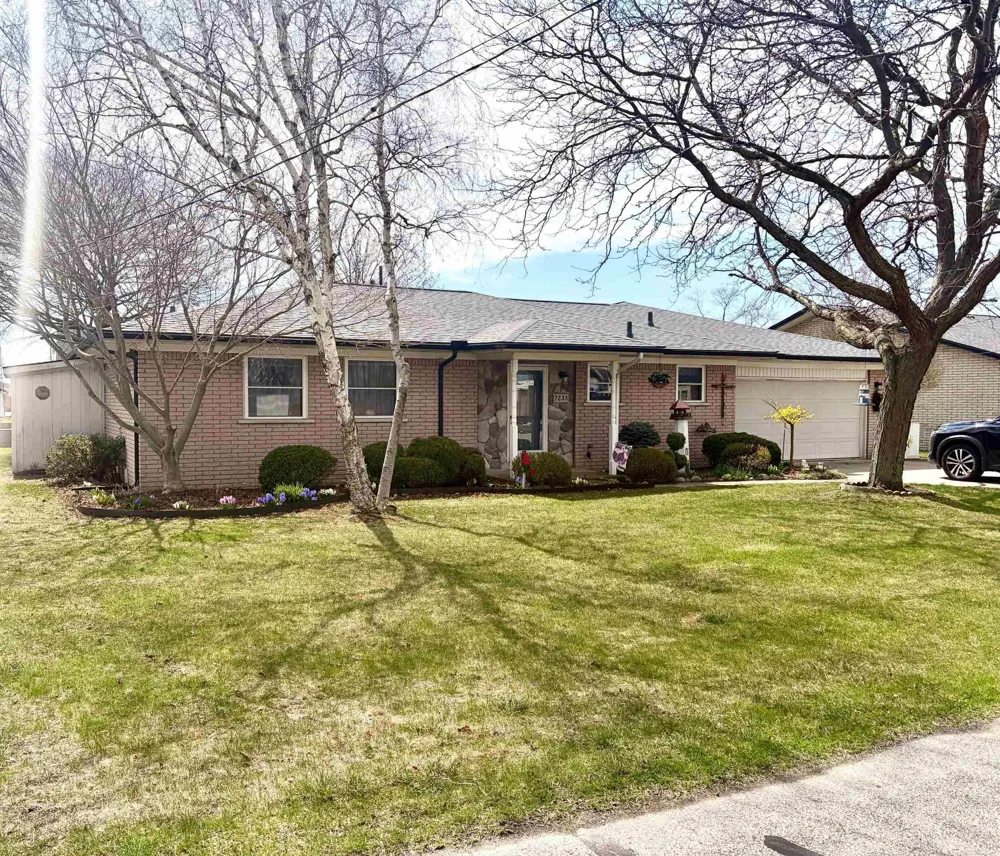 7233 Flamingo Street Clay Township, MI 48001
