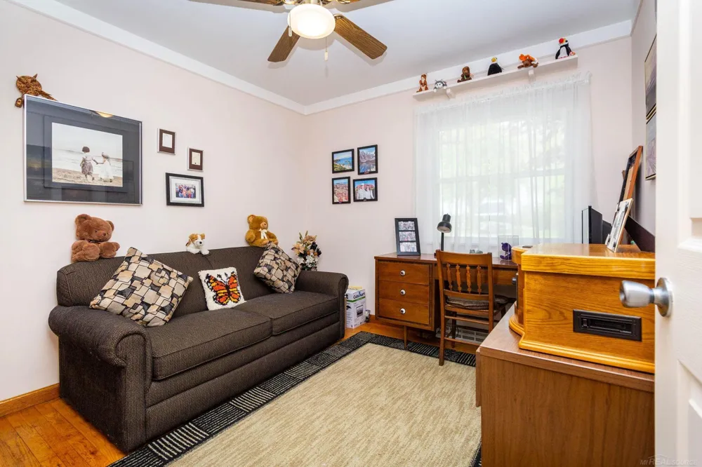 7233 Flamingo Street Clay Township, MI 48001