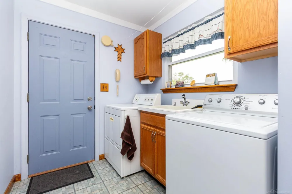 7233 Flamingo Street Clay Township, MI 48001