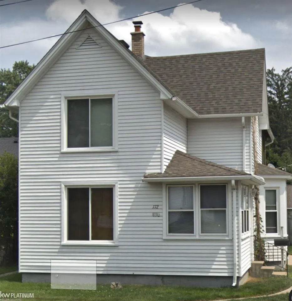172 North #1 Avenue Mt Clemens City, MI 48043
