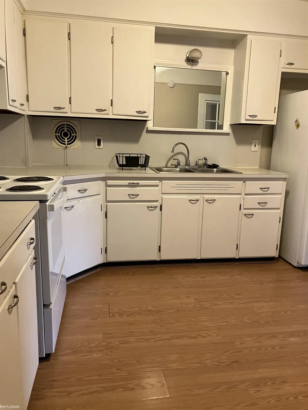 172 North #1 Avenue Mt Clemens City, MI 48043