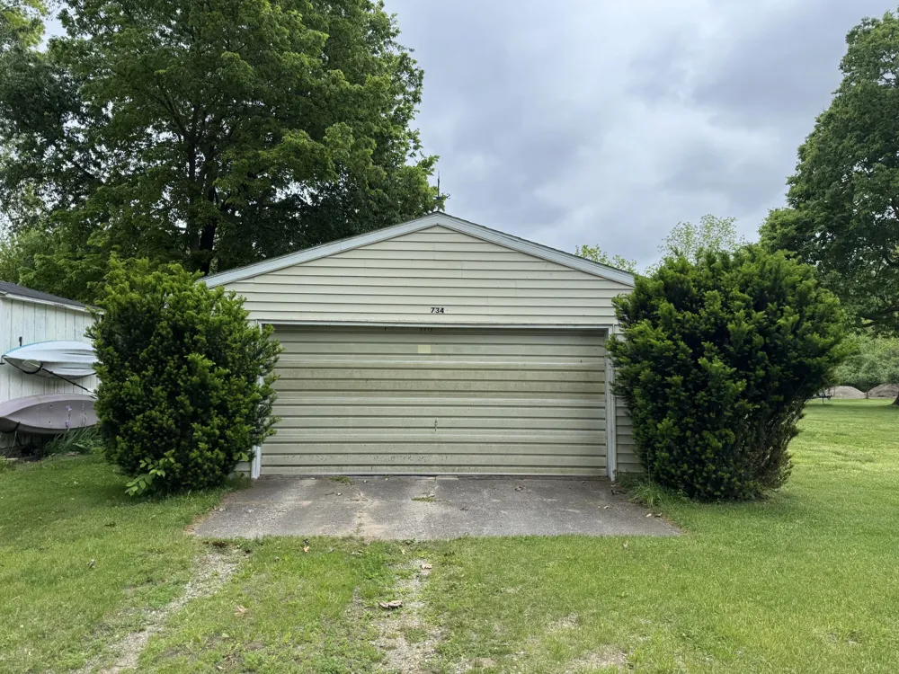734 Hawley Drive Girard Township, MI 49036
