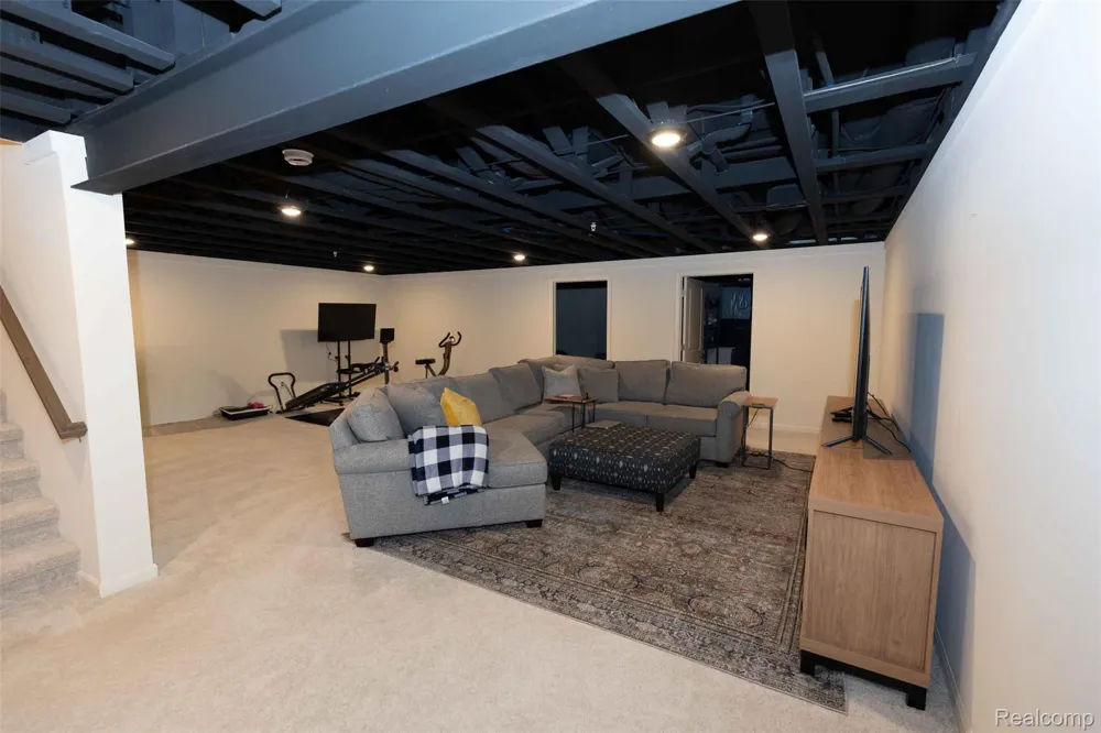 224 Jotham Avenue Auburn Hills City, MI 48326