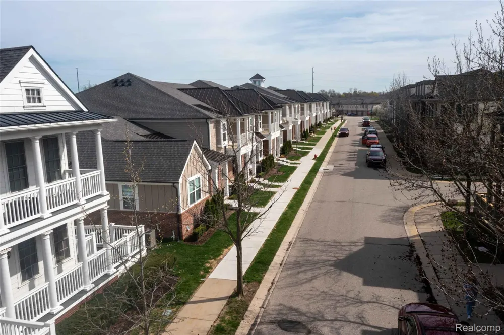 224 Jotham Avenue Auburn Hills City, MI 48326