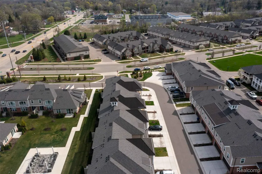 224 Jotham Avenue Auburn Hills City, MI 48326