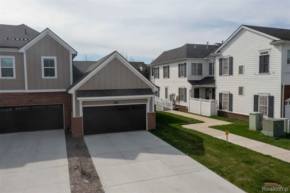 224 Jotham Avenue Auburn Hills City, MI 48326