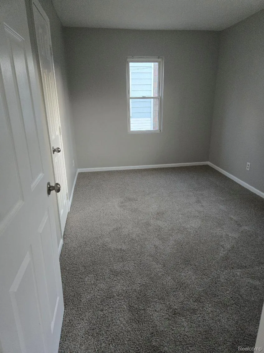3107 Henry Street Inkster City, MI 48141