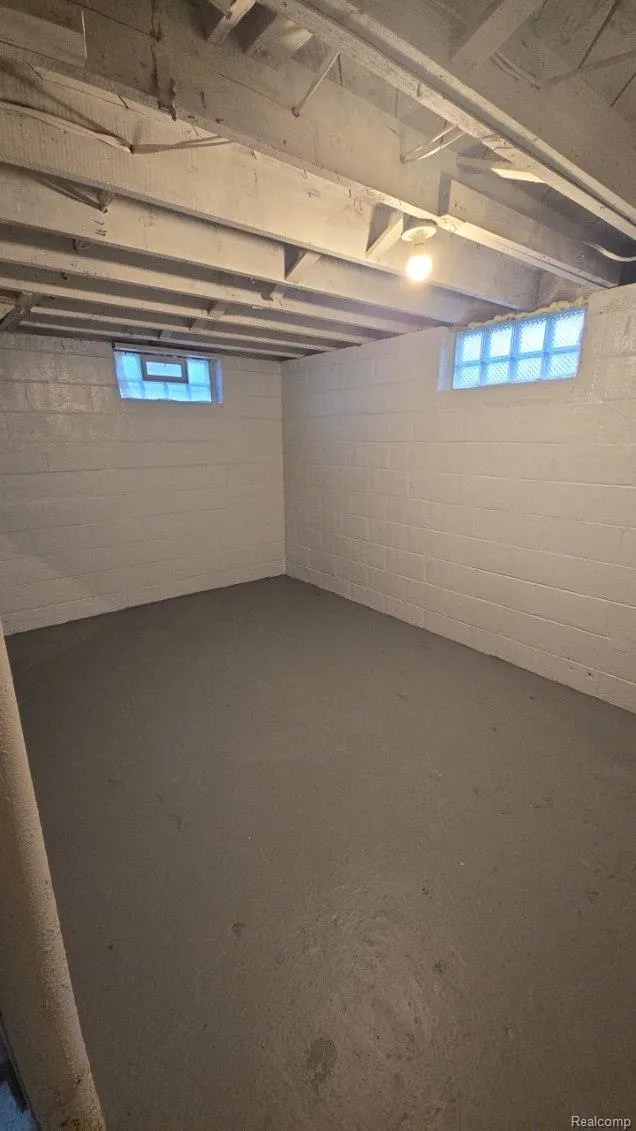 3107 Henry Street Inkster City, MI 48141