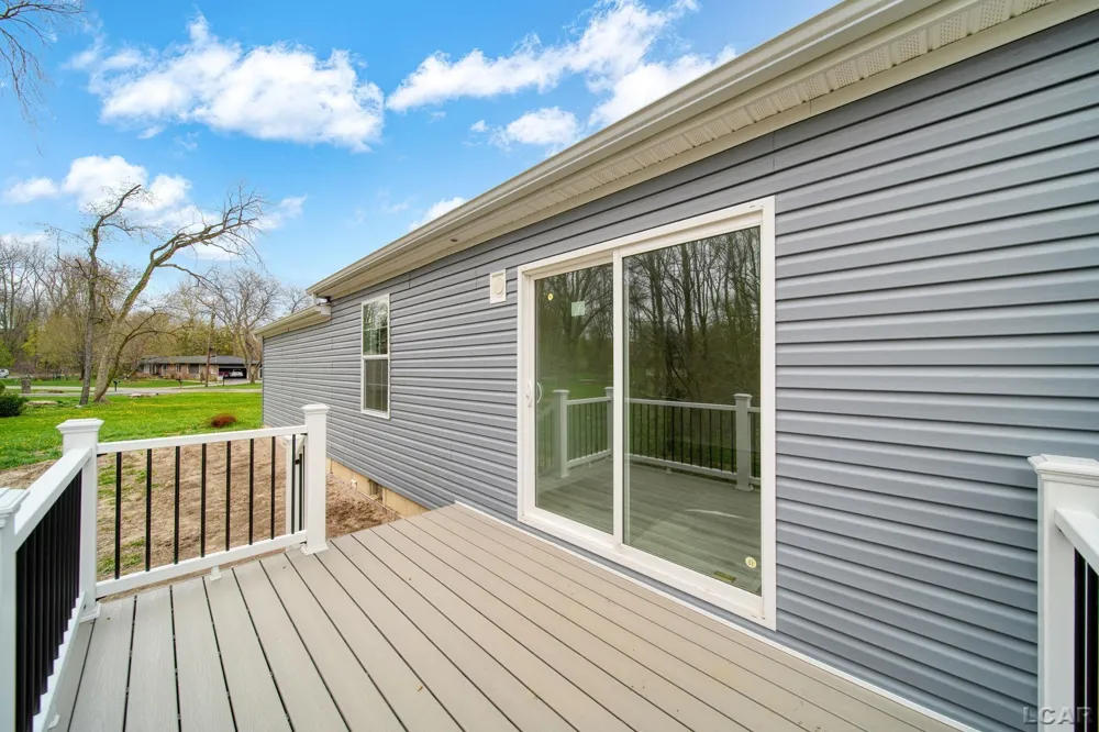 4762 Hooks Mill Drive Adrian Township, MI 49221