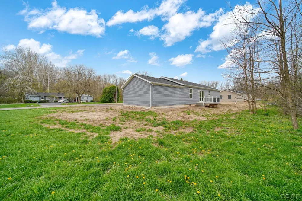 4762 Hooks Mill Drive Adrian Township, MI 49221