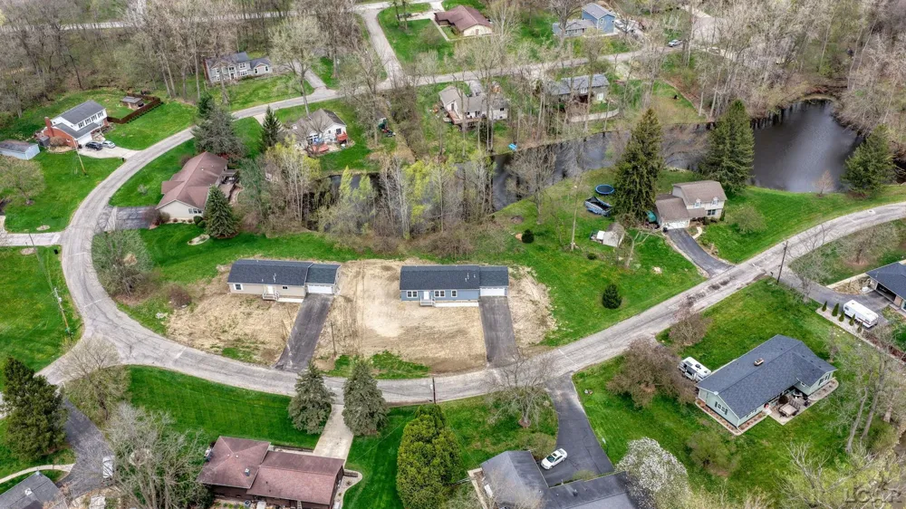 4762 Hooks Mill Drive Adrian Township, MI 49221