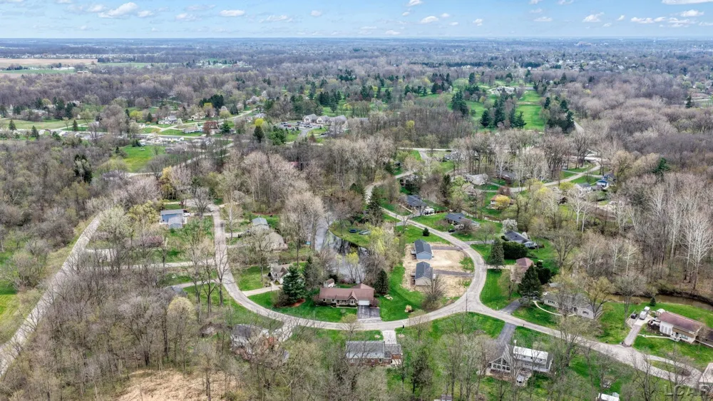 4762 Hooks Mill Drive Adrian Township, MI 49221