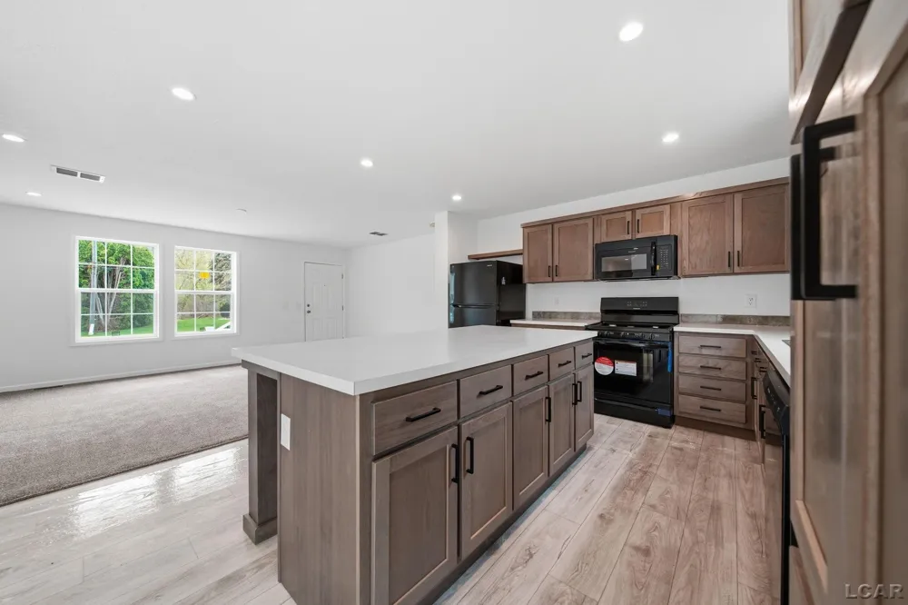 4762 Hooks Mill Drive Adrian Township, MI 49221