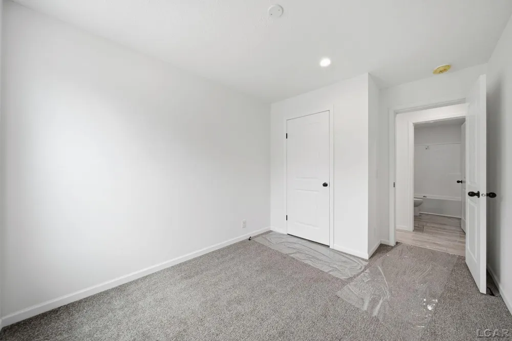 4762 Hooks Mill Drive Adrian Township, MI 49221