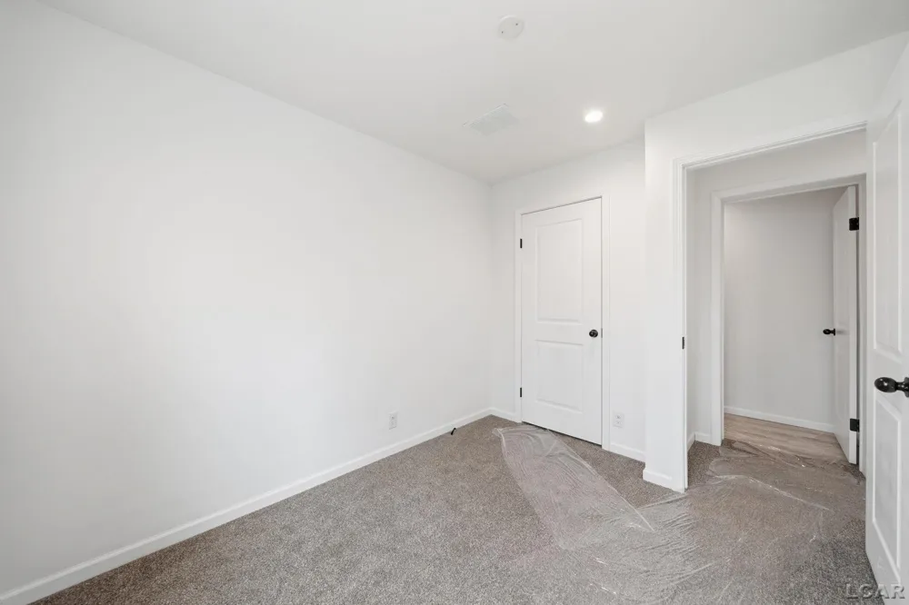 4762 Hooks Mill Drive Adrian Township, MI 49221