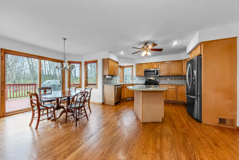 11460 Hearthside Drive Putnam Township, MI 48169