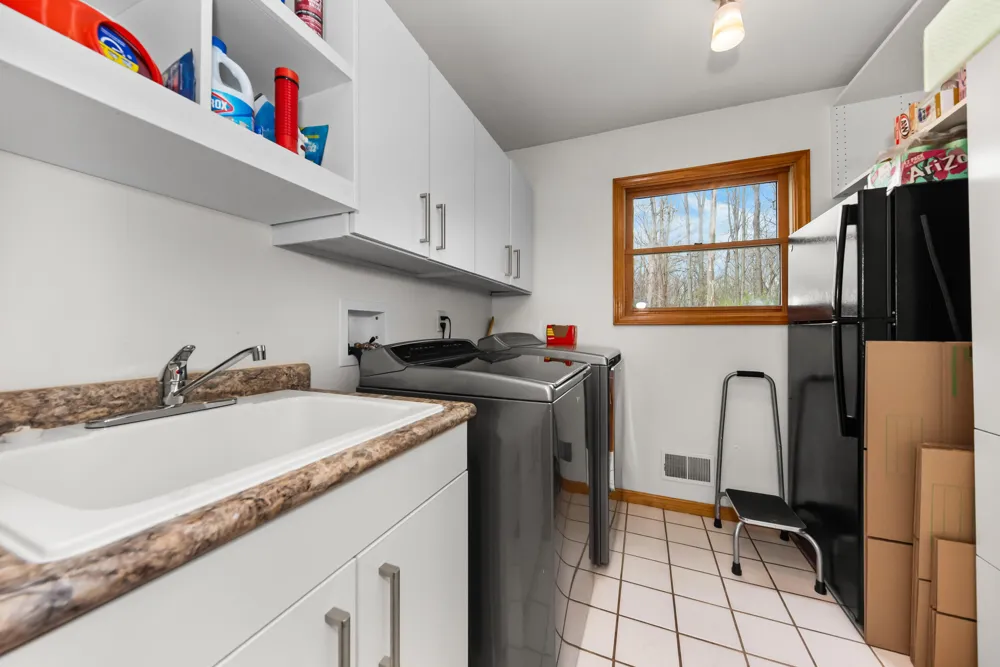 11460 Hearthside Drive Putnam Township, MI 48169