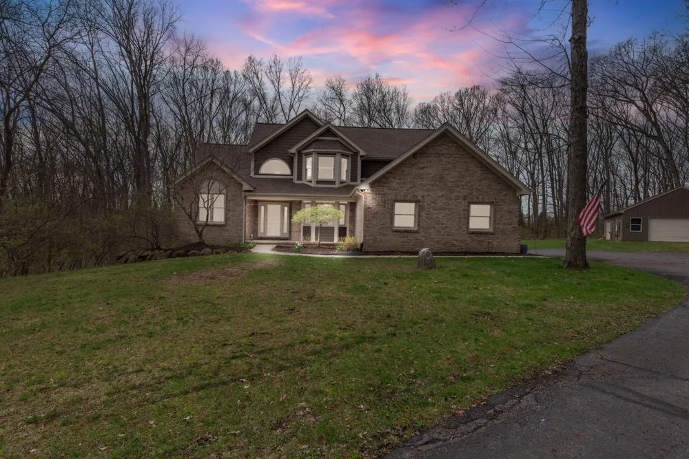 11460 Hearthside Drive Putnam Township, MI 48169