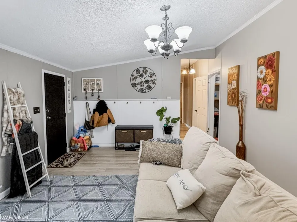 3606 Pinoak Street Clarkston City, MI 48348