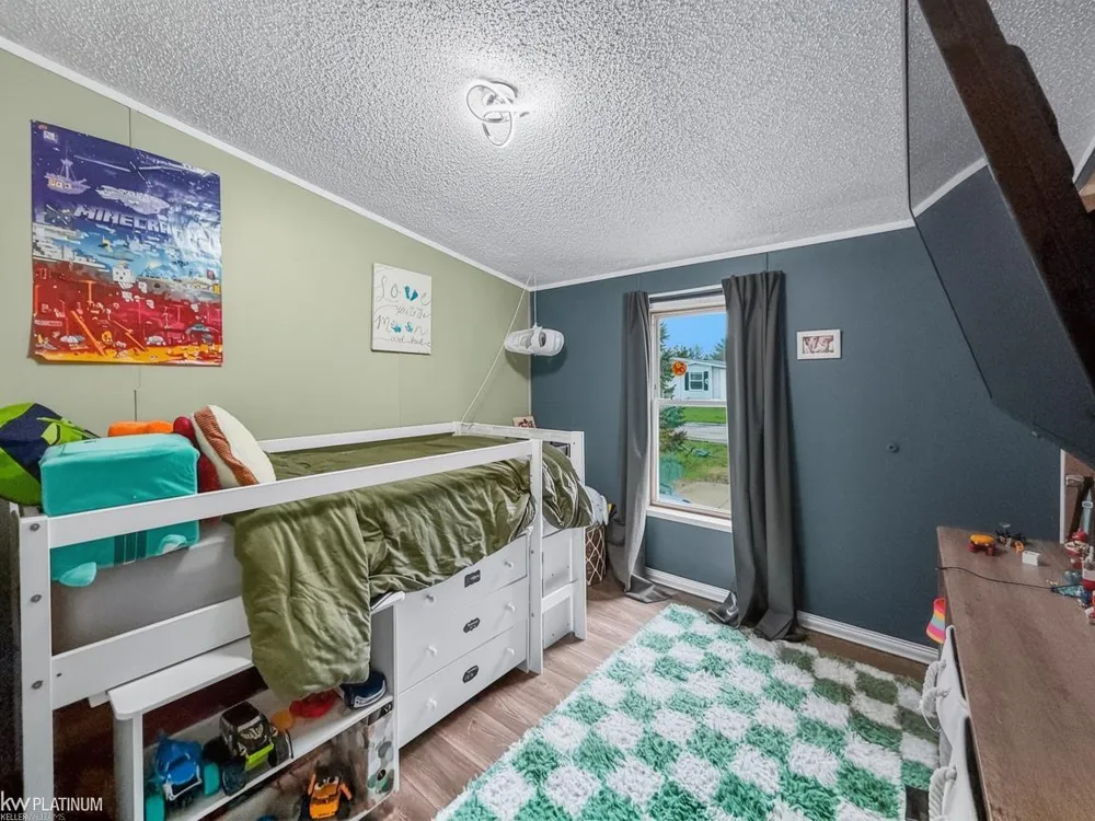 3606 Pinoak Street Clarkston City, MI 48348