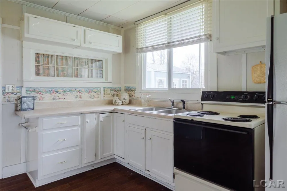 3193 Round Lake Highway Rollin Township, MI 49253