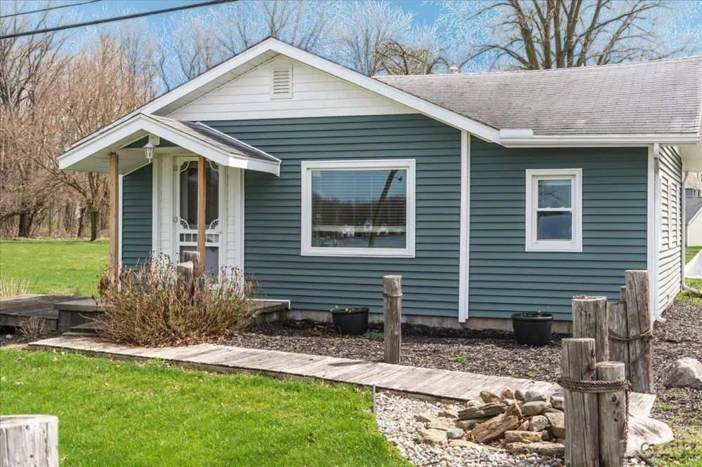 3193 Round Lake Highway Rollin Township, MI 49253