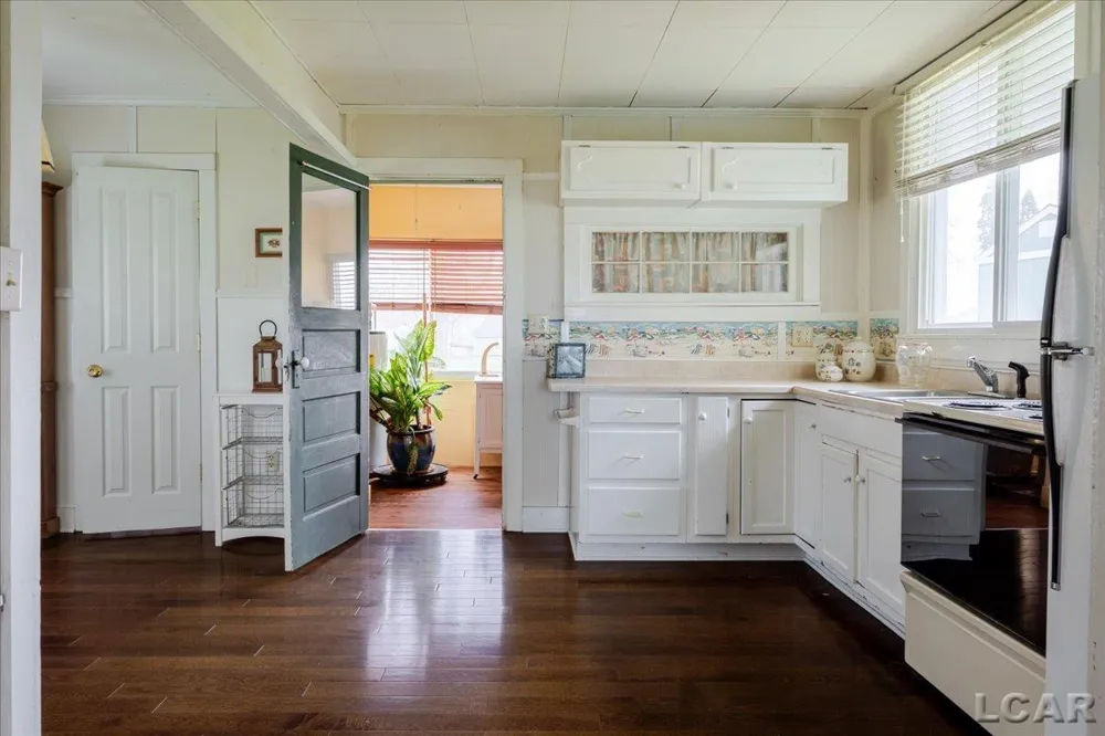 3193 Round Lake Highway Rollin Township, MI 49253