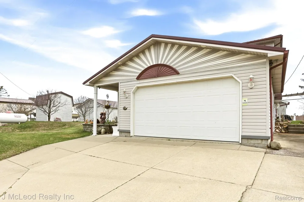 3021 Huston Drive Millington Township, MI 48746
