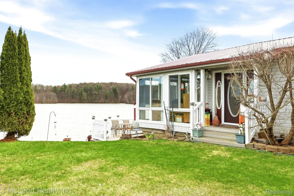 3021 Huston Drive Millington Township, MI 48746