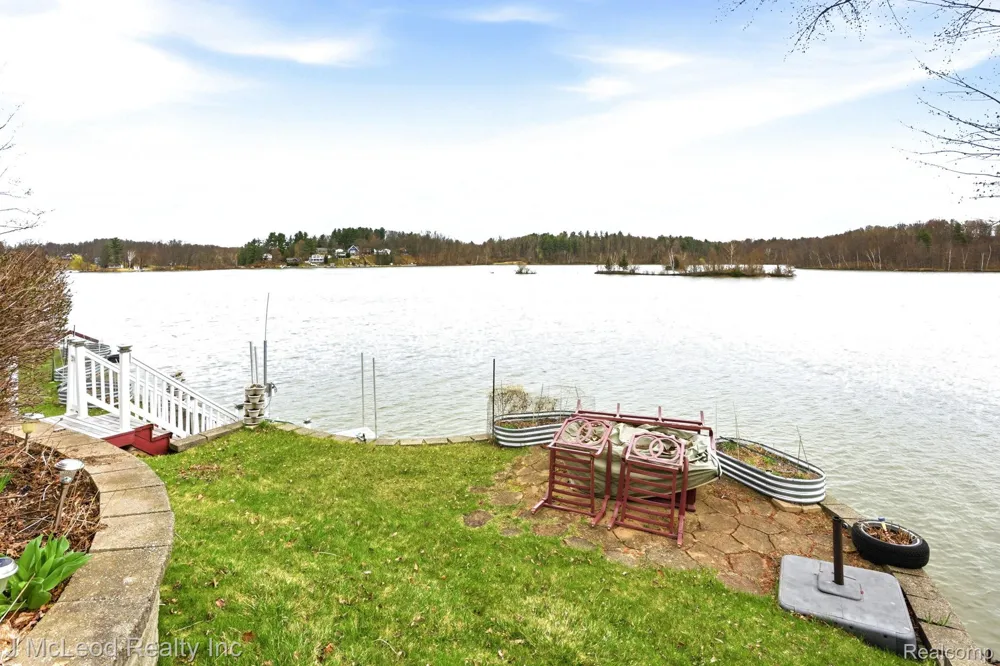3021 Huston Drive Millington Township, MI 48746