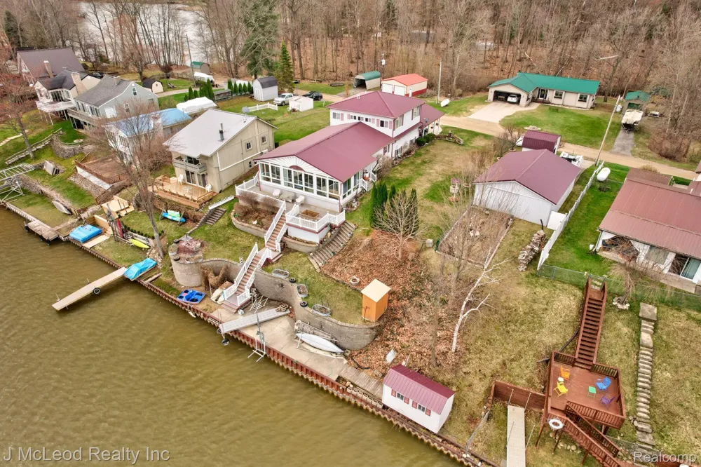 3021 Huston Drive Millington Township, MI 48746